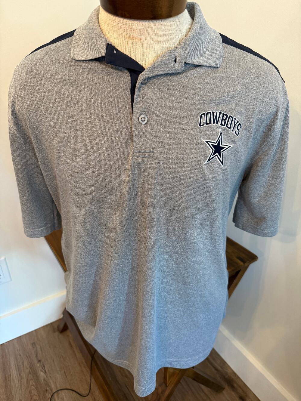 Dallas Cowboys Gray Polo Size Large